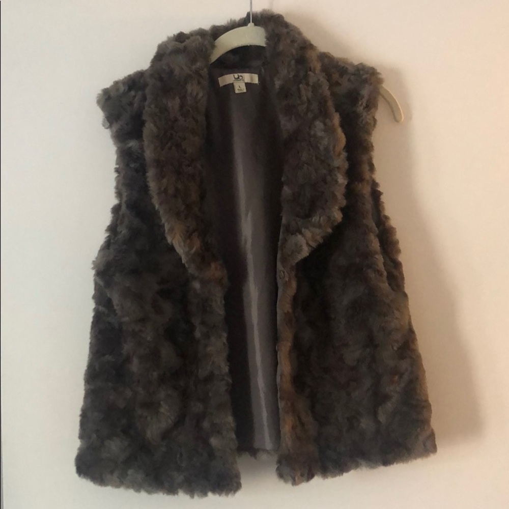 Ya Las Angeles Dark Grey Fur Vest